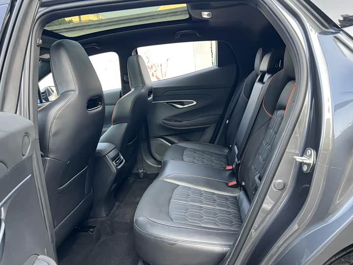 Фото 8 - Changan UNI-T