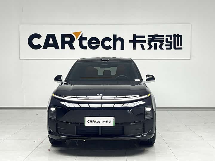 Photo 2 - LiXiang L6