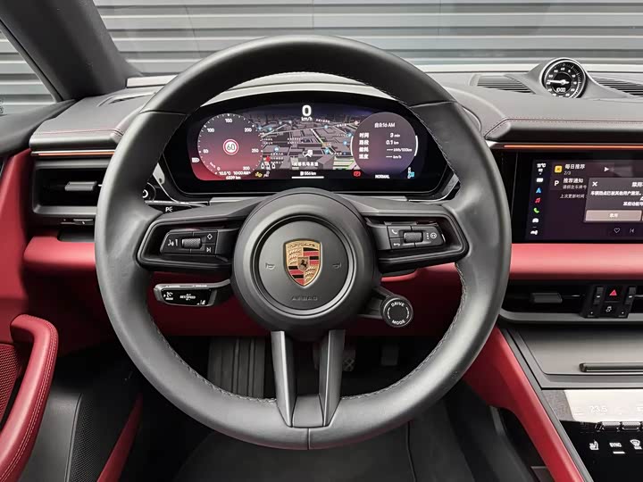 Фото 7 - Porsche Macan EV