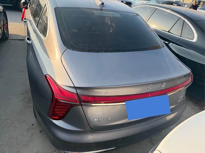 Фото 9 - Hongqi H5