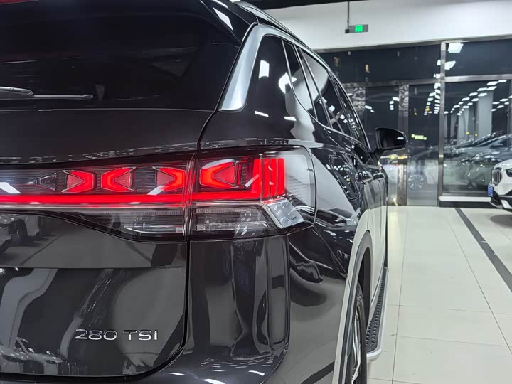 Фото 5 - Volkswagen Tayron