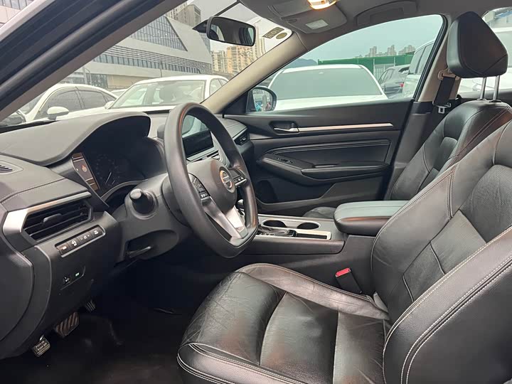 Фото 4 - Nissan Teana