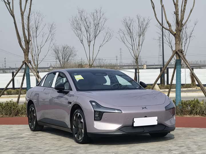 Фото 2 - XPeng Mona M03