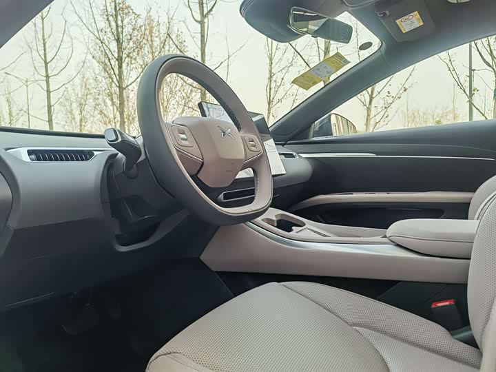 Фото 7 - XPeng Mona M03