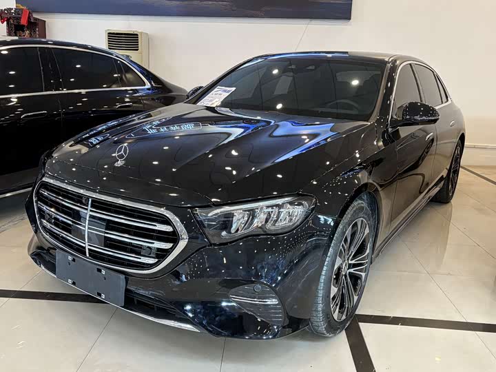 Photo 1 - Mercedes-Benz E-Class