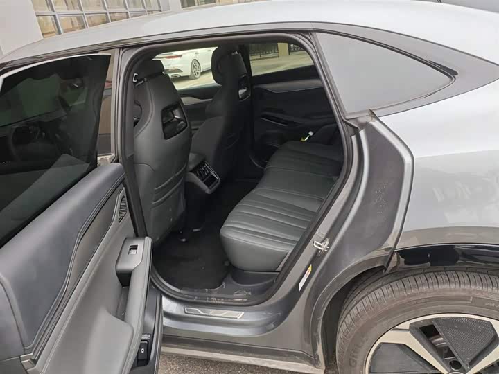 Фото 6 - BYD Song L