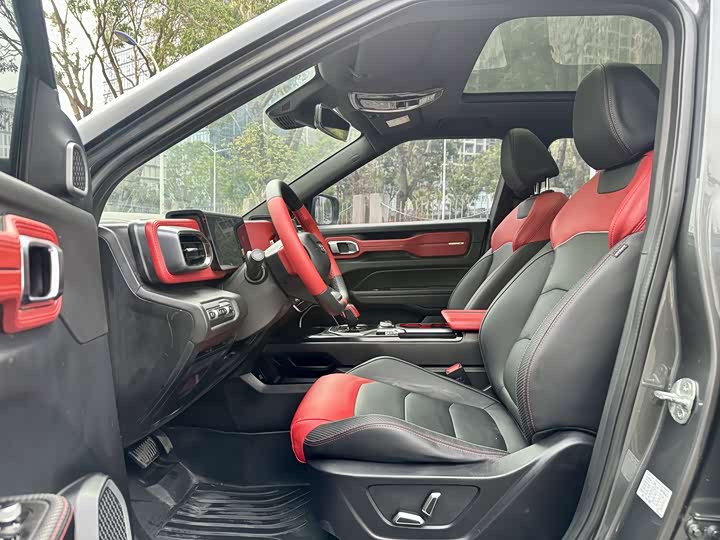 Фото 4 - Geely Icon