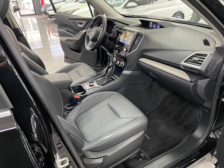 Фото 7 - Subaru Forester