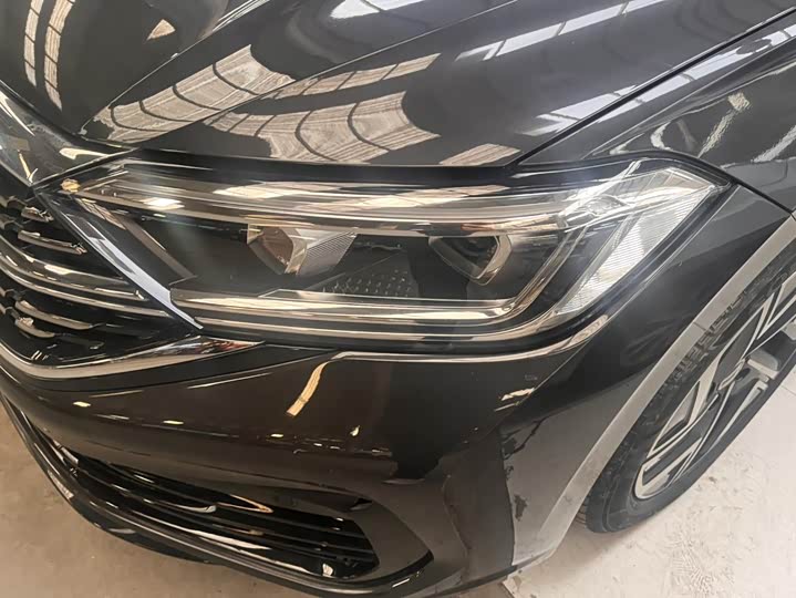 Фото 4 - Volkswagen Sagitar L