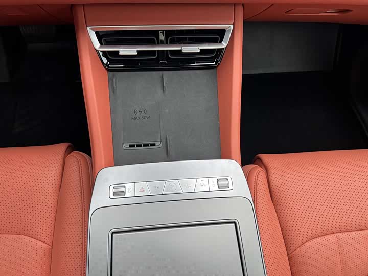 Фото 9 - BYD Tang L