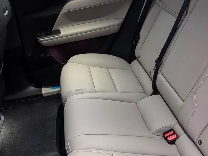 Фото 8 - Volvo XC70 Hybrid