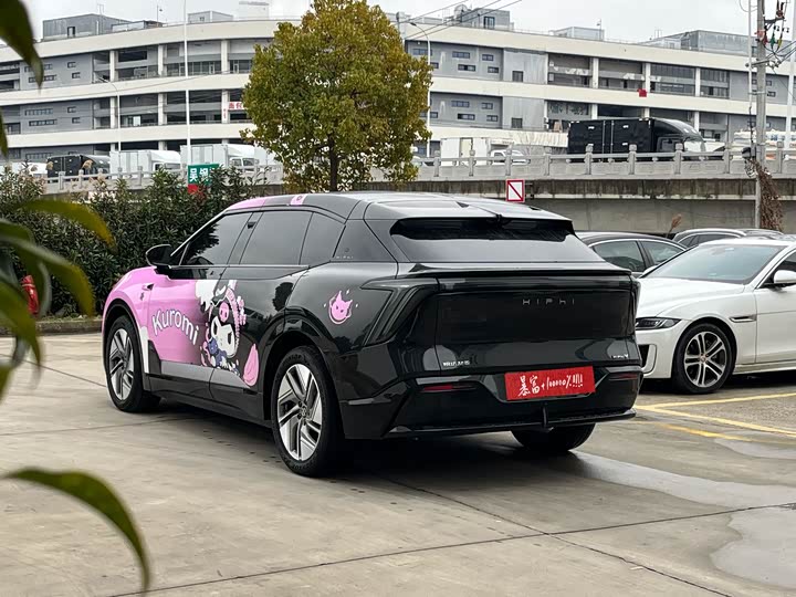 Фото 6 - HiPhi Y