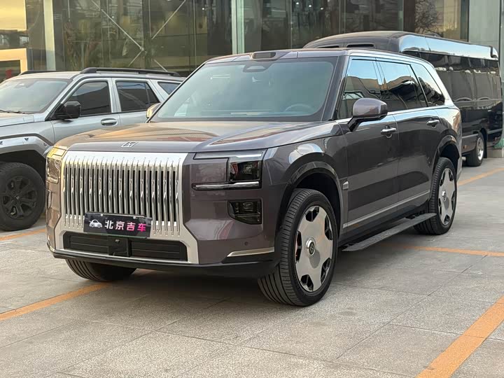 Фото 1 - Zeekr 9X