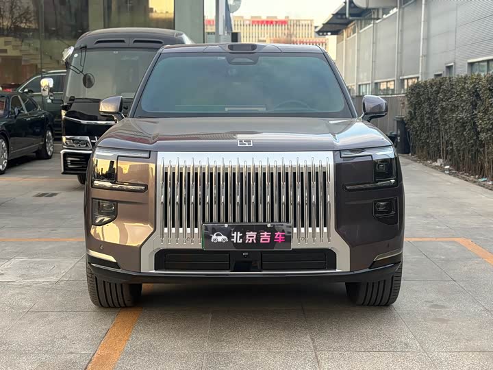 Фото 2 - Zeekr 9X