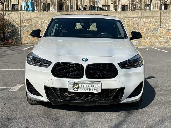 Фото 2 - BMW X2