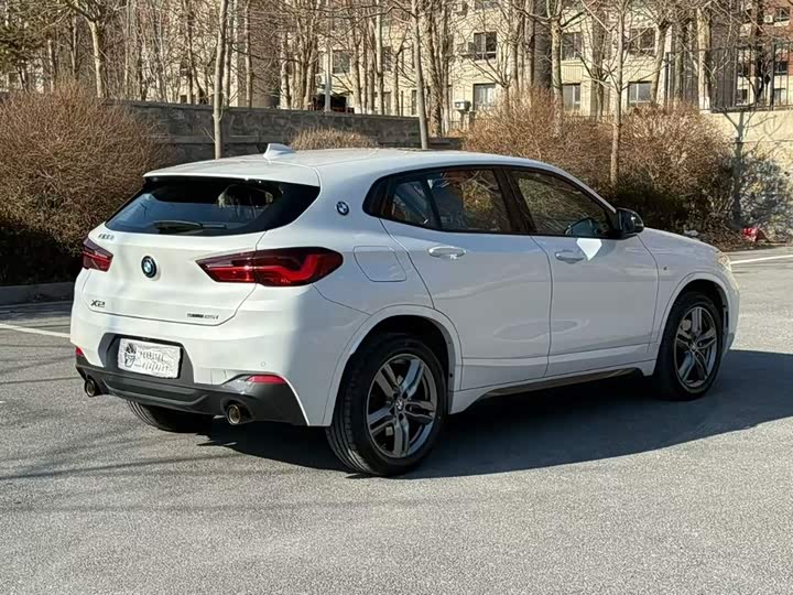 Фото 7 - BMW X2