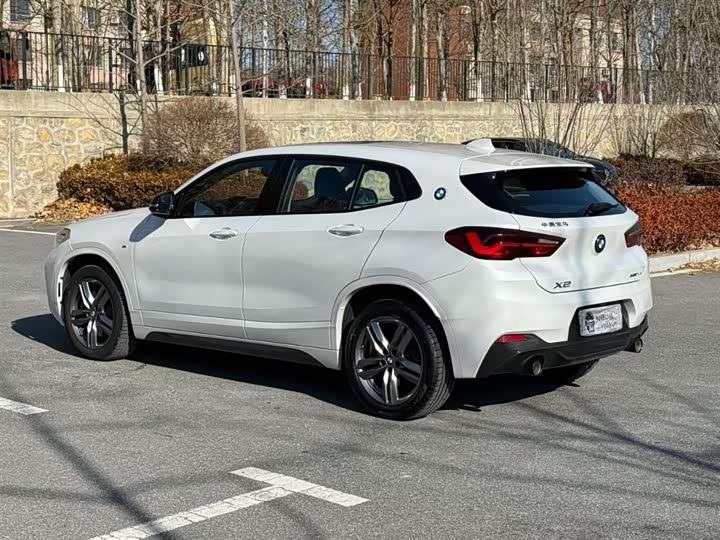 Фото 9 - BMW X2