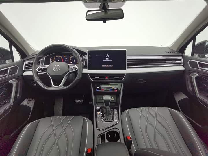 Фото 5 - Volkswagen Tiguan L Pro