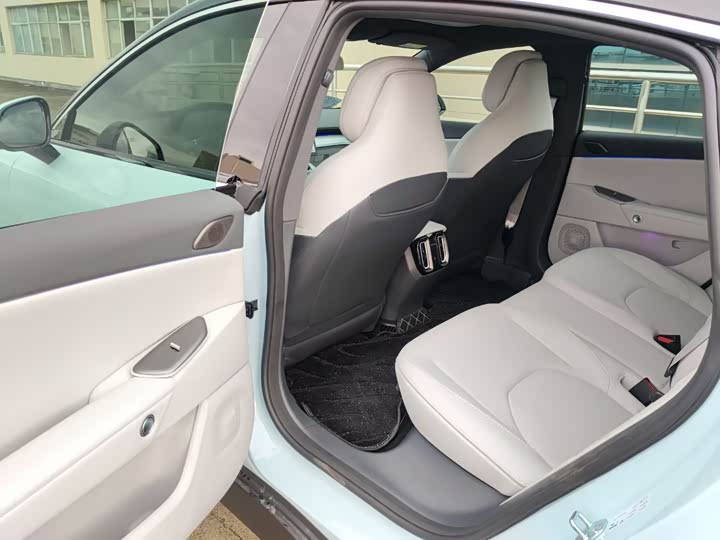 Фото 6 - BAIC Arcfox Alpha S5