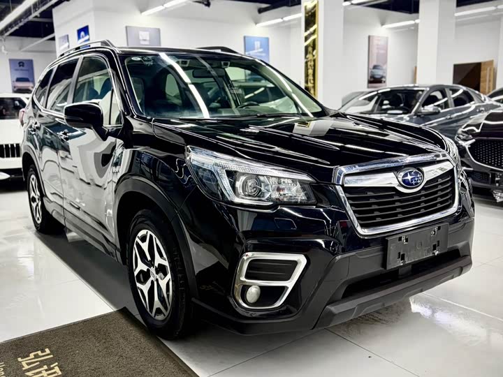 Фото 8 - Subaru Forester