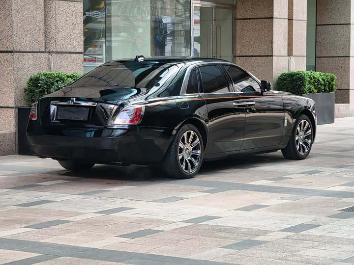 Фото 3 - Rolls-Royce Ghost