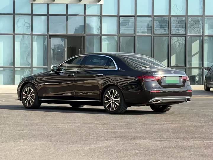 Фото 4 - Mercedes-Benz E-Class Hybrid