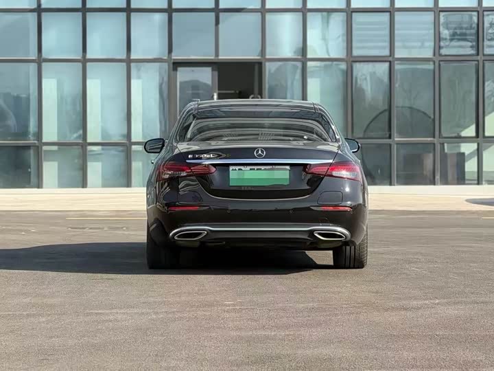 Фото 5 - Mercedes-Benz E-Class Hybrid