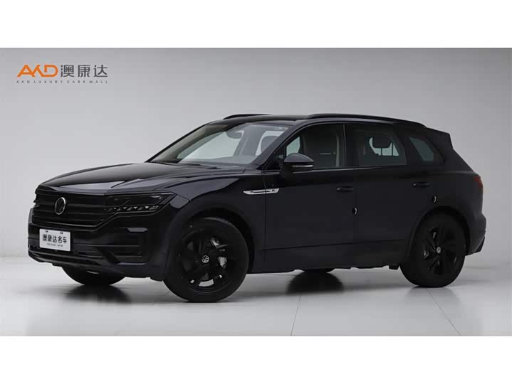 Фото 1 - Volkswagen Touareg