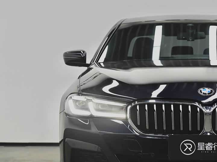 Фото 2 - BMW 5 Series