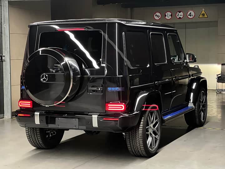 Фото 6 - Mercedes-Benz G-Class AMG