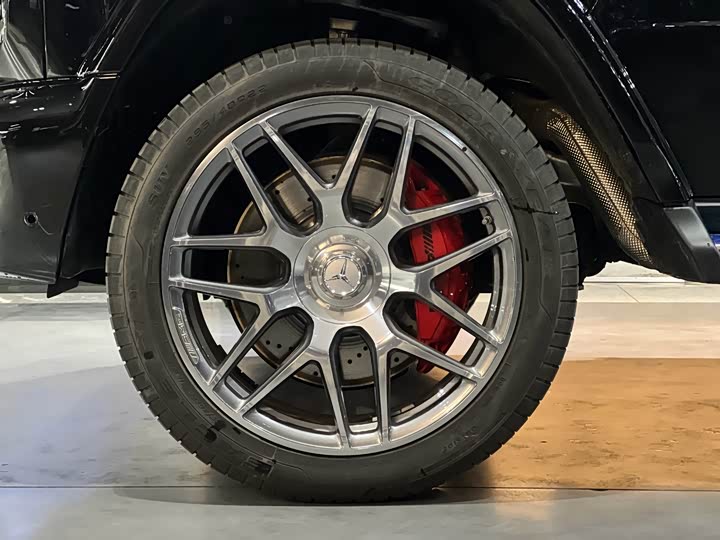 Фото 8 - Mercedes-Benz G-Class AMG