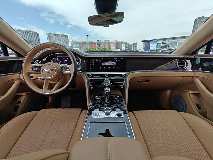 Фото 7 - Bentley Flying Spur