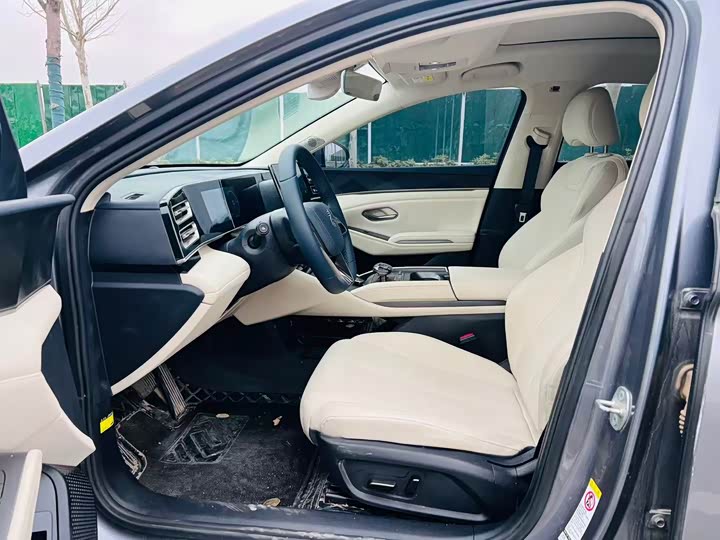 Фото 4 - BYD Qin L