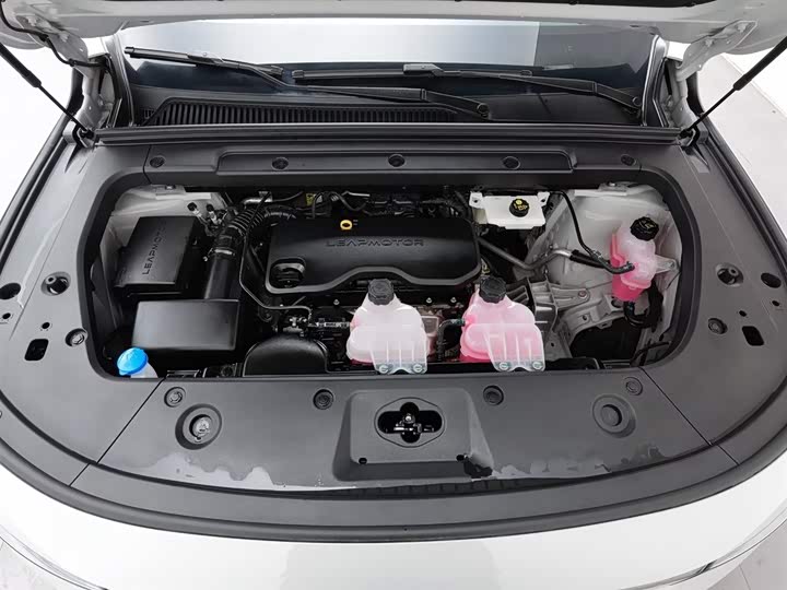 Фото 6 - Leapmotor C10