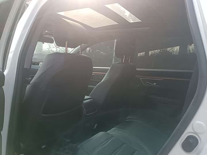 Фото 8 - Honda CR-V