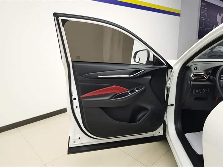 Фото 7 - Changan Oshan X5