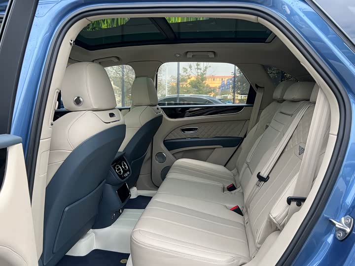 Фото 3 - Bentley Bentayga