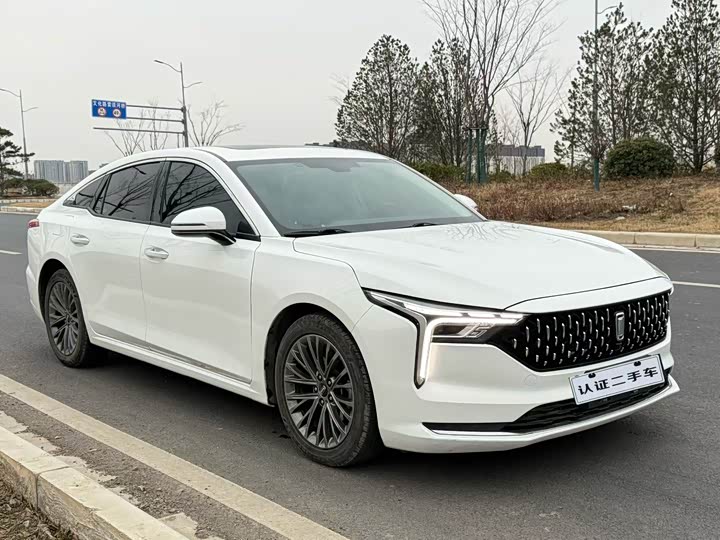 Фото 3 - Bestune B70