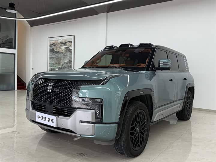 Фото 1 - BYD Yangwang U8