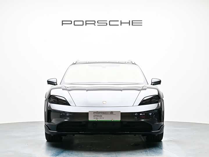 Фото 2 - Porsche Taycan