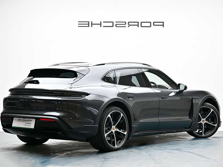 Фото 4 - Porsche Taycan