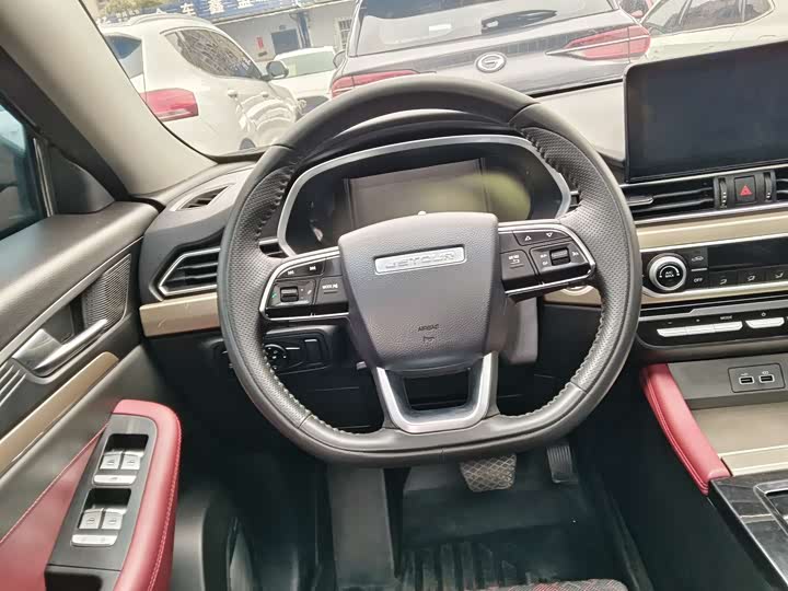 Фото 5 - Jetour X70