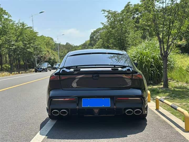 Фото 5 - Changan UNI-V