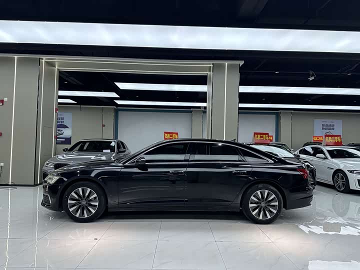 Фото 3 - Audi A6L