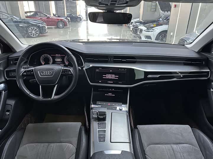 Фото 7 - Audi A6L