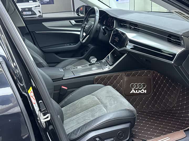 Фото 9 - Audi A6L