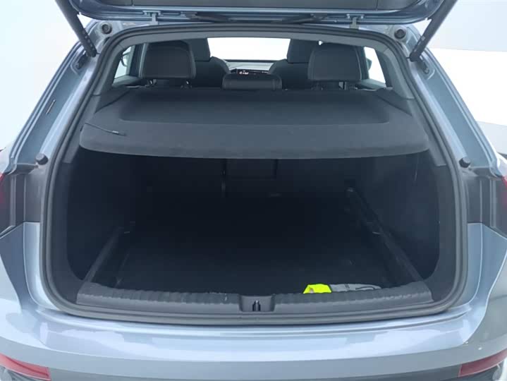 Фото 4 - Audi Q4 e-tron