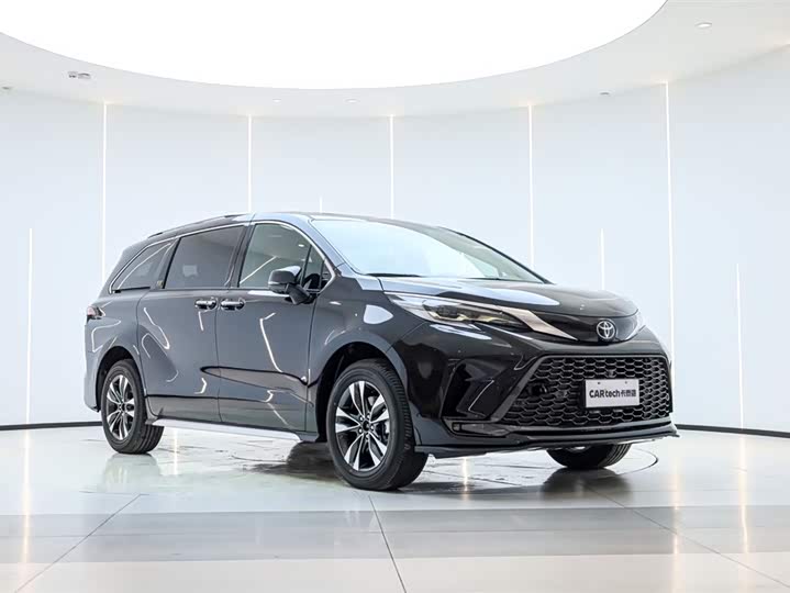 Фото 9 - Toyota Granvia