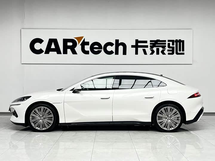 Фото 3 - Denza Z9GT