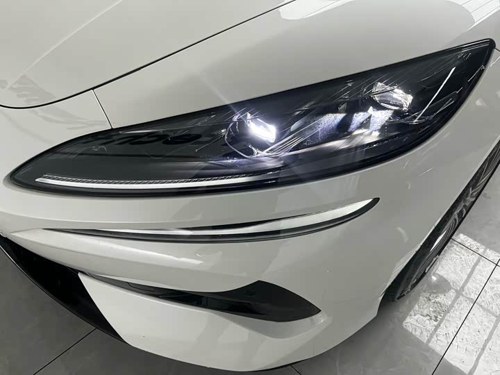 Фото 7 - Denza Z9GT